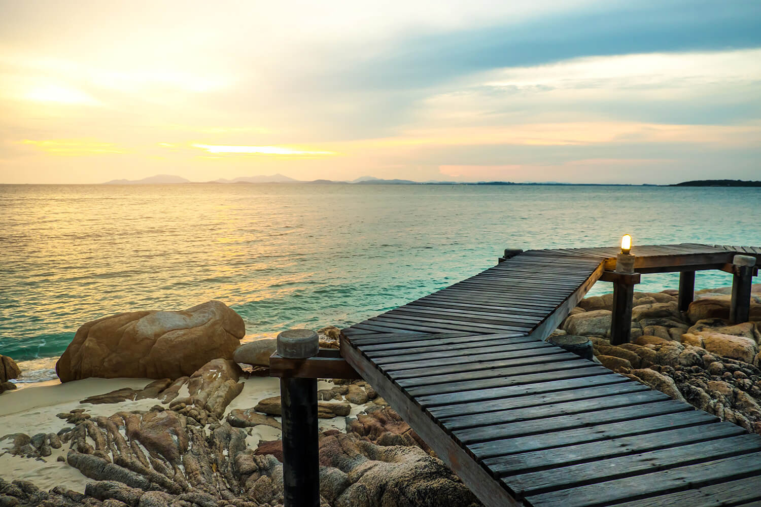Choosing Between Floating and Non-Floating Boat Docks