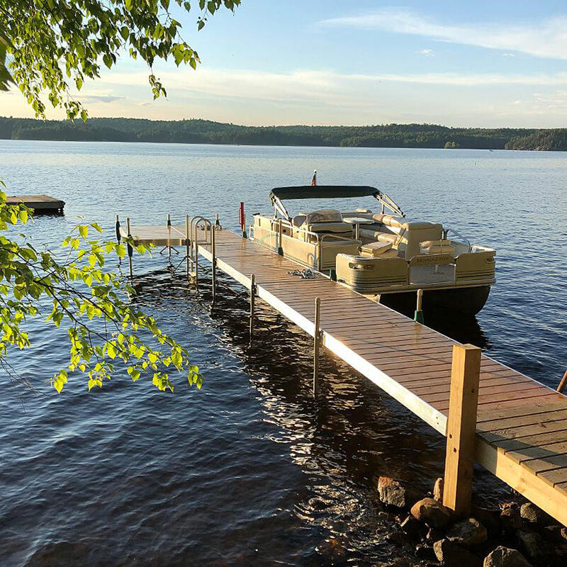 How to Clean an Aluminum Boat Dock  - Tommy Docks