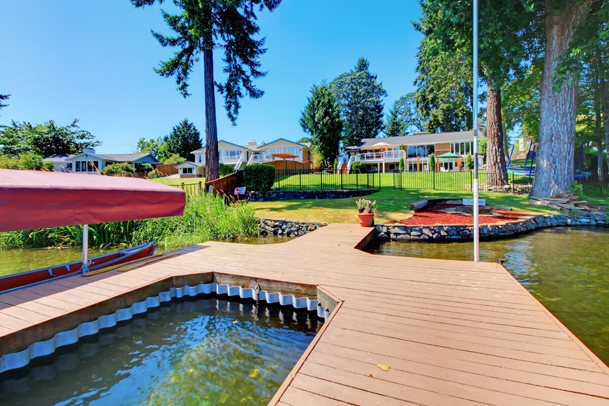 Properly Cleaning Your Boat Dock - Are You Doing it Right